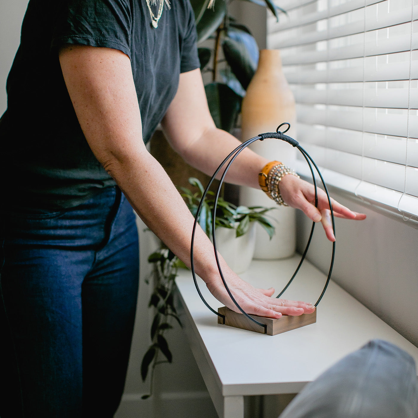 hanging planter wire Dark Hanging Planter