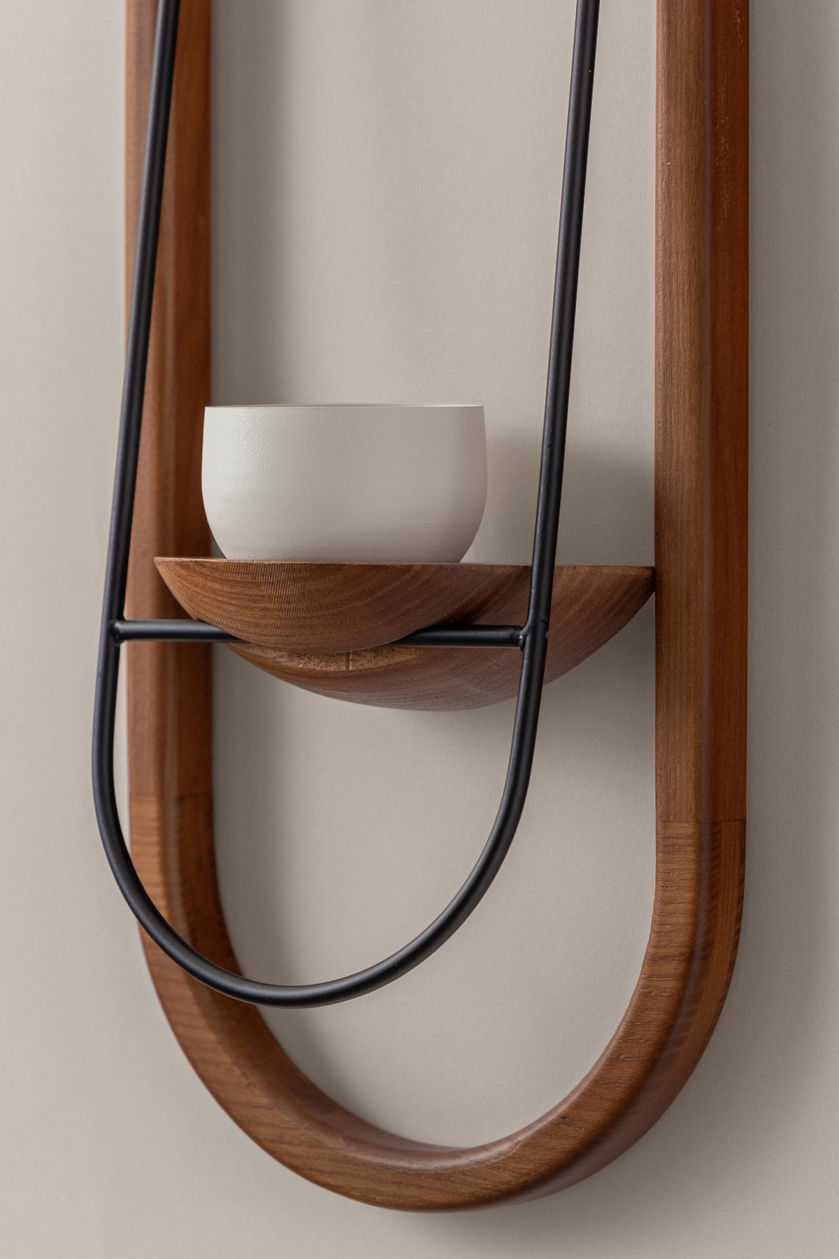 Crescent Air Plant Shelf + Pot