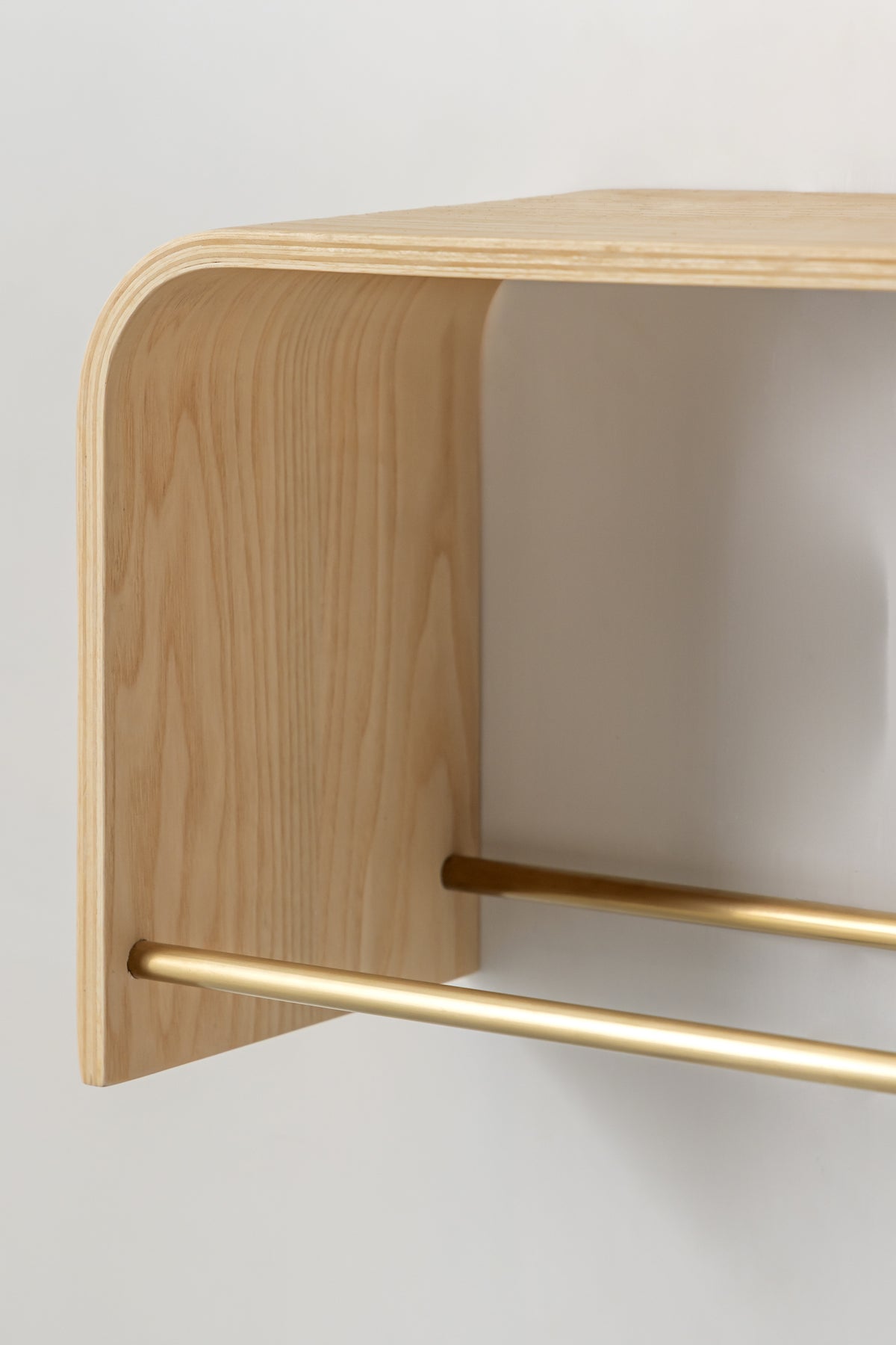 Curve Wall Shelf + Pot Duo