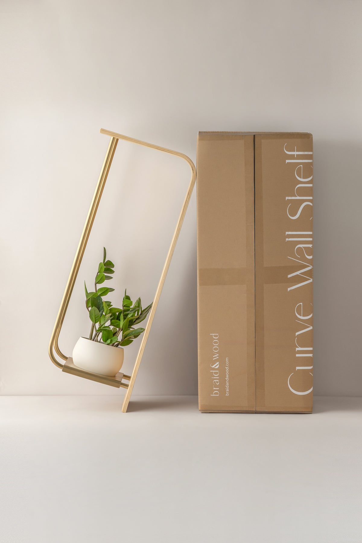 Curve Wall Shelf + Pot Quad
