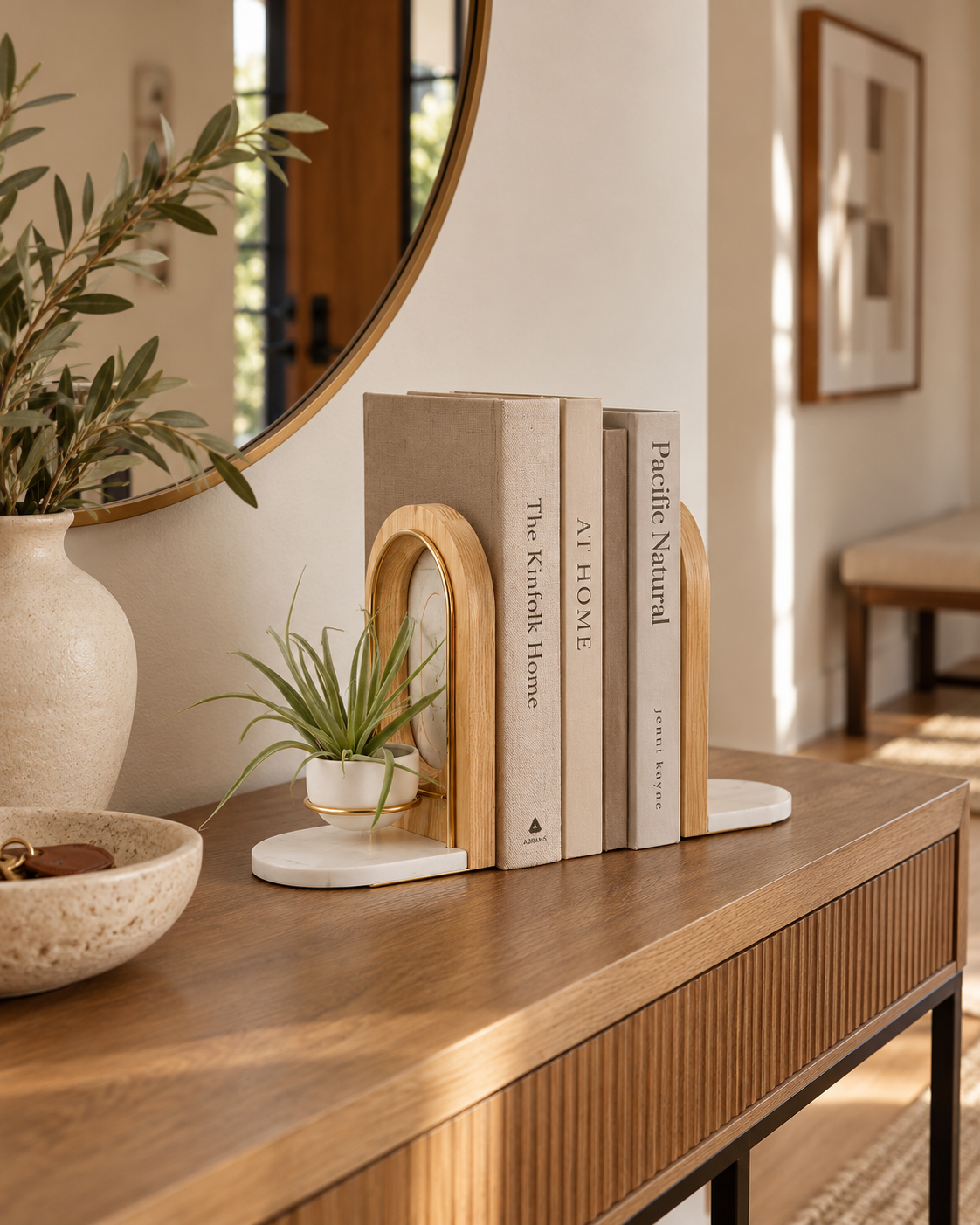 Bevel Bookend Set+ Pot